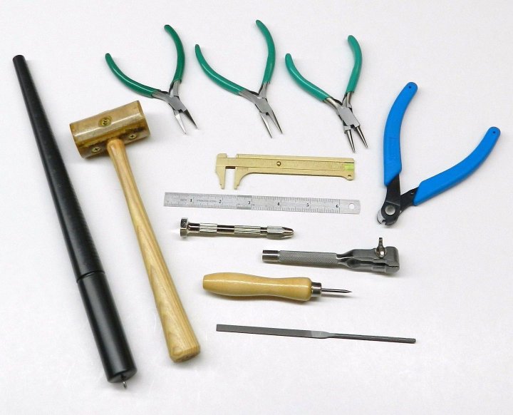 شناخت ابزارها در طلا و جواهرسازی جواهرات روژین • Rozhin Jewelry